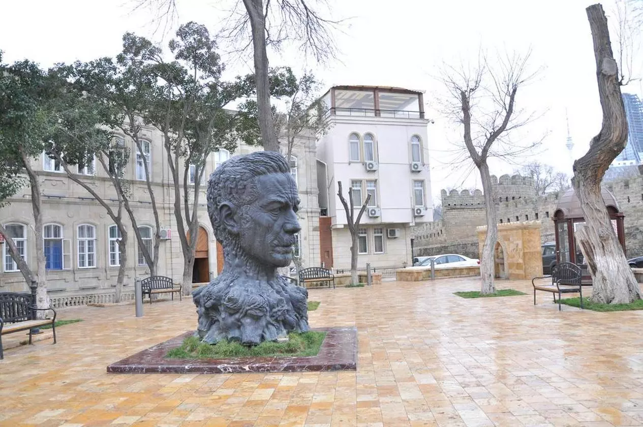 ICHERISHAHIR_SHABAVIZ (6).jpg